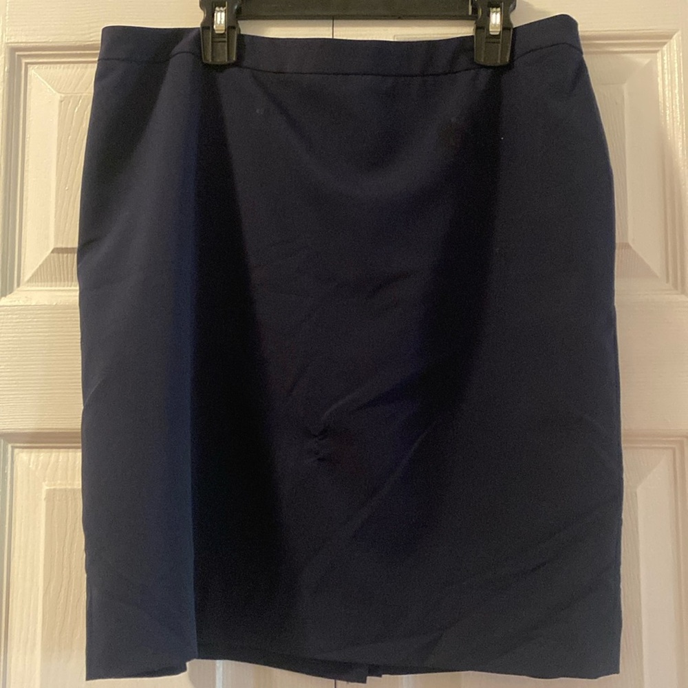INC navy short skirt